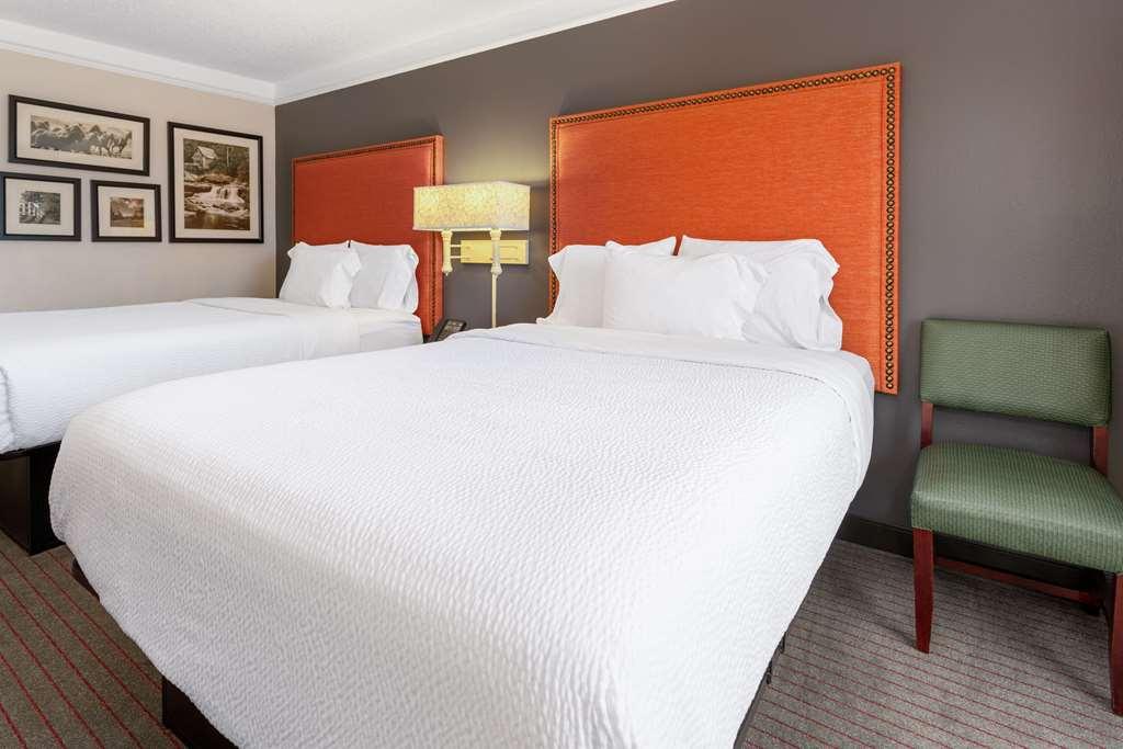 La Quinta Inn & Suites By Wyndham Kingsport Tricities Airport Номер фото